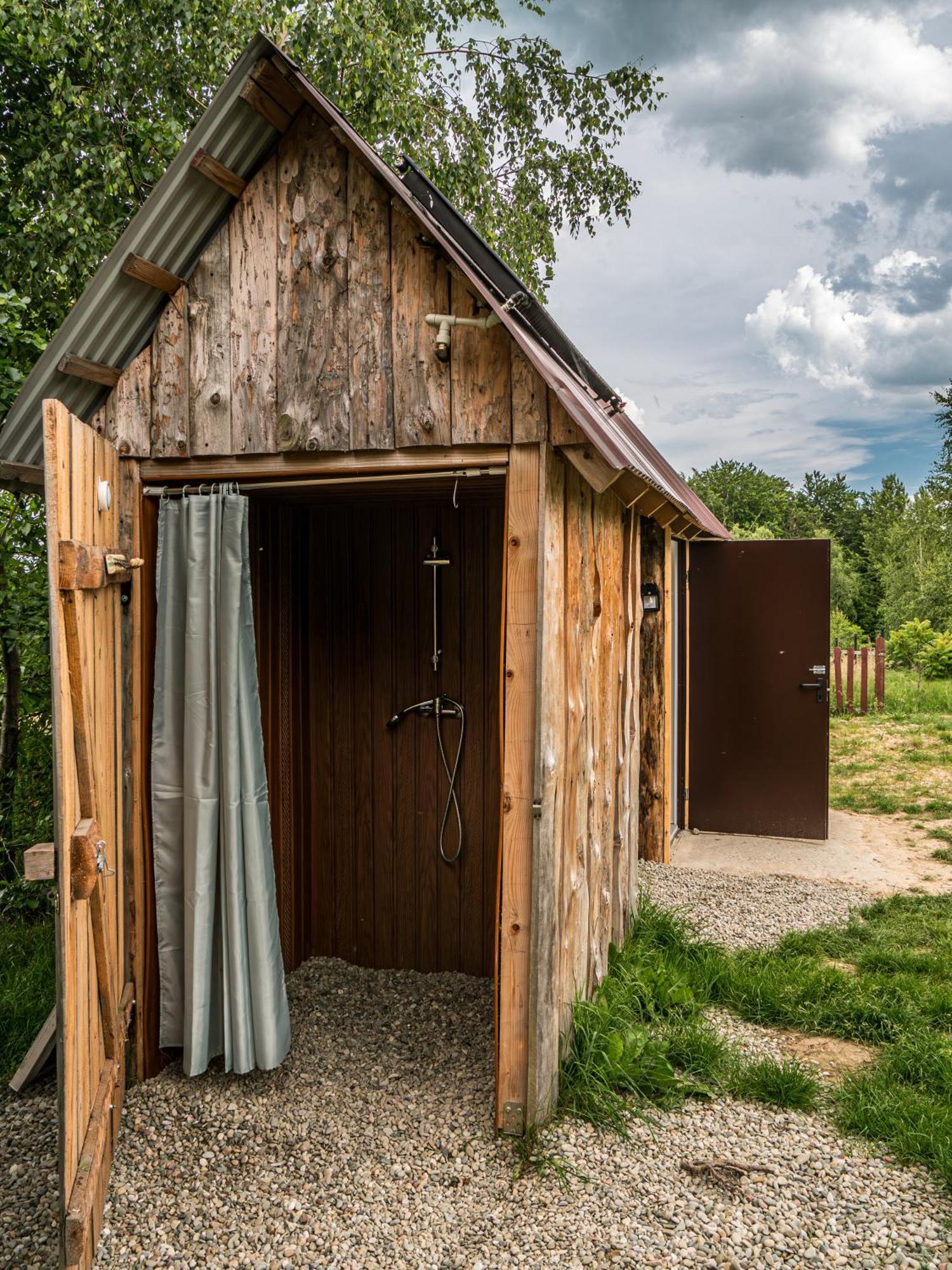 Отель Fort Wapiti Zalasowa Экстерьер фото